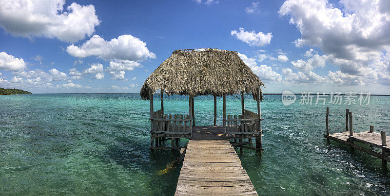 绿松石 Bacalar 全景